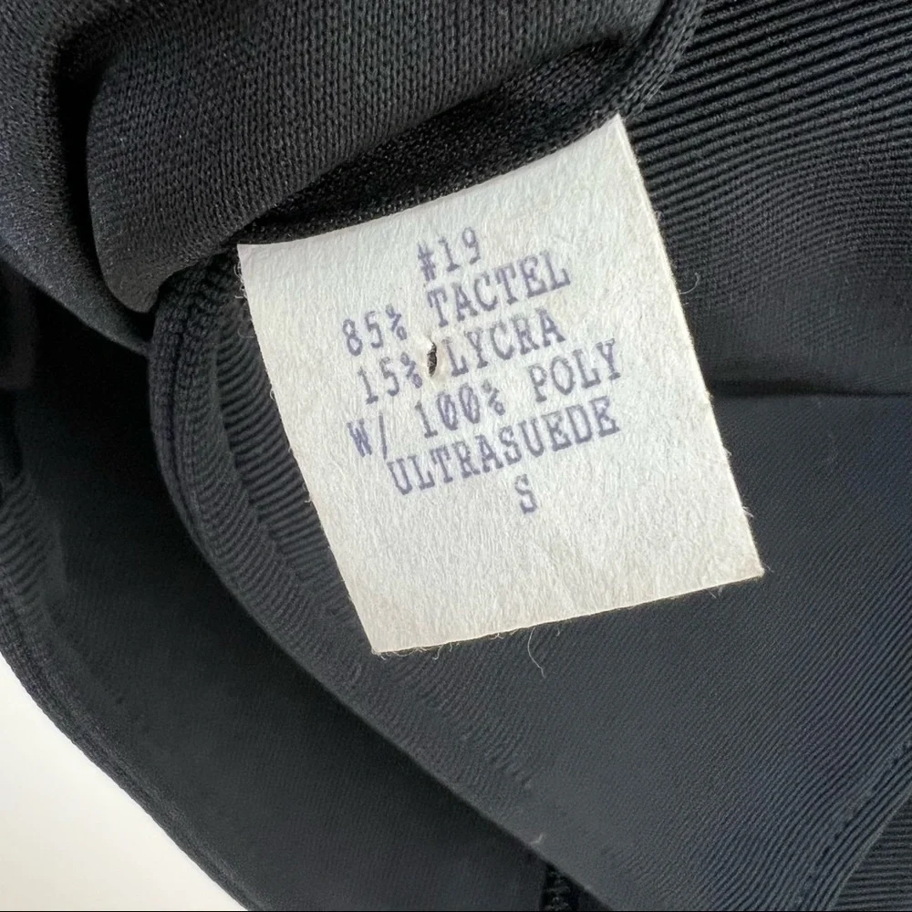 Equestrían Black Vest‎